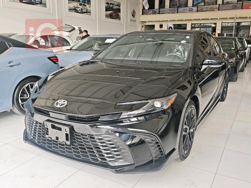 تۆیۆتا کامری